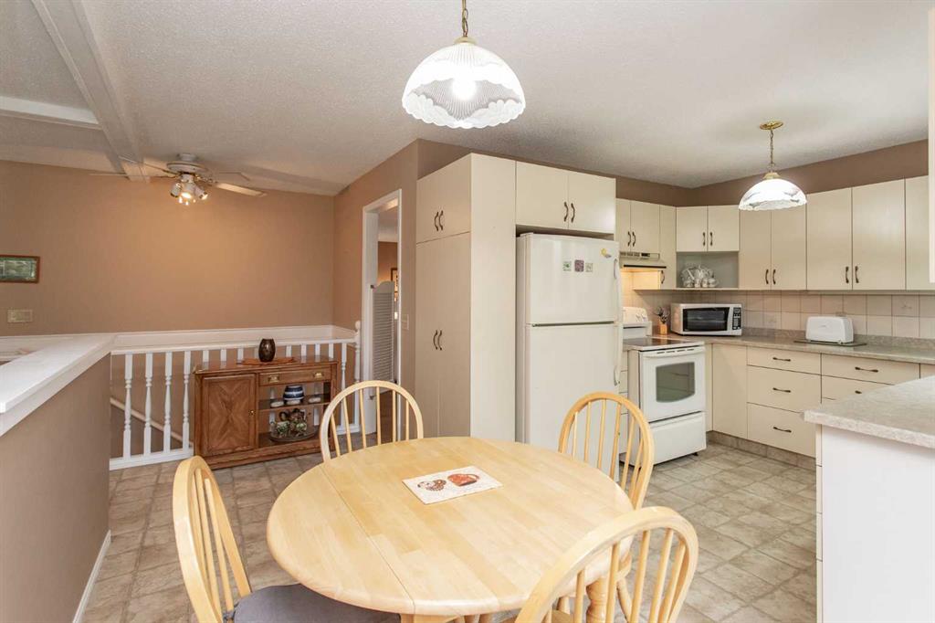 Picture for 146 Welton Crescent  https://www.cirrealty.ca/reb/cara/0/A2263910_10.jpg