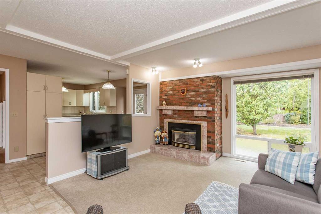 Picture for 146 Welton Crescent  https://www.cirrealty.ca/reb/cara/0/A2263910_13.jpg