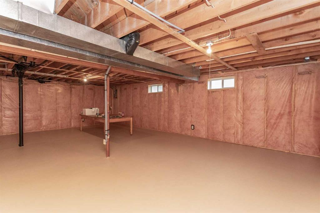Picture for 146 Welton Crescent  https://www.cirrealty.ca/reb/cara/0/A2263910_23.jpg
