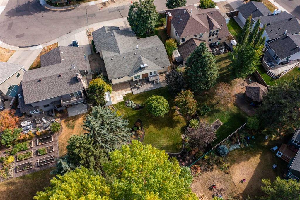 Picture for 146 Welton Crescent  https://www.cirrealty.ca/reb/cara/0/A2263910_46.jpg