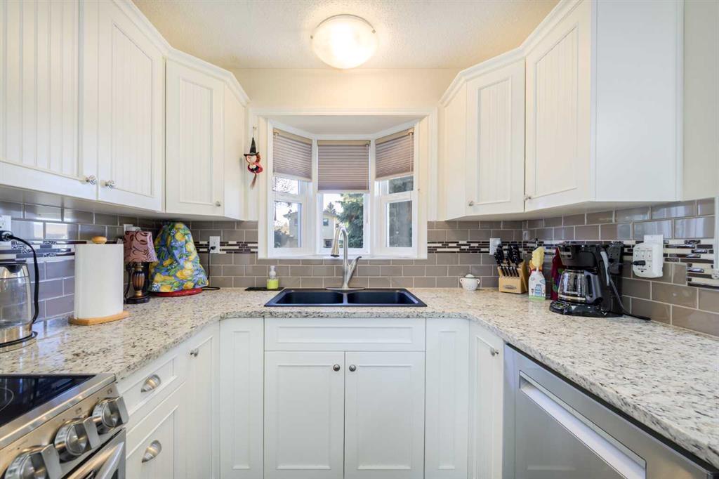 Picture for 55 Mclevin Crescent  https://www.cirrealty.ca/reb/cara/0/A2264820_16.jpg
