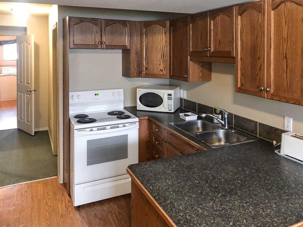 Picture for 7019 Deer Street  https://www.cirrealty.ca/reb/cara/0/A2265650_10.jpg