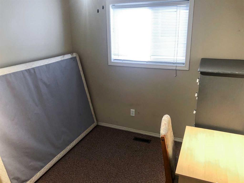 Picture for 7019 Deer Street  https://www.cirrealty.ca/reb/cara/0/A2265650_7.jpg