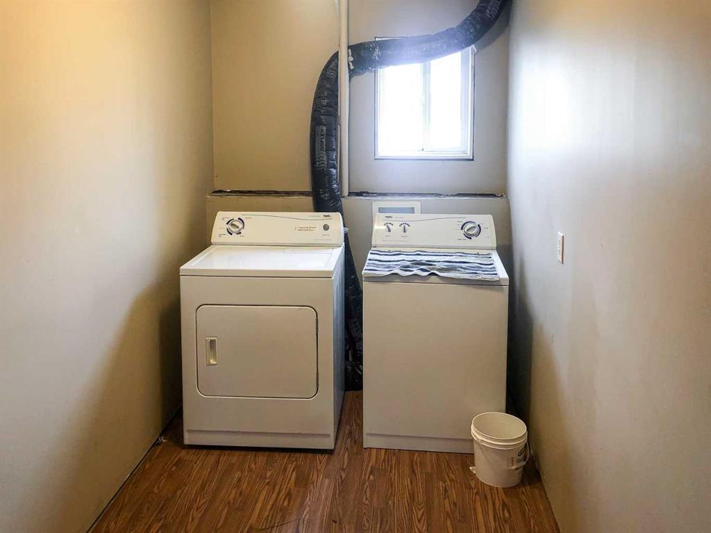 Picture for 7019 Deer Street  https://www.cirrealty.ca/reb/cara/0/A2265650_8.jpg