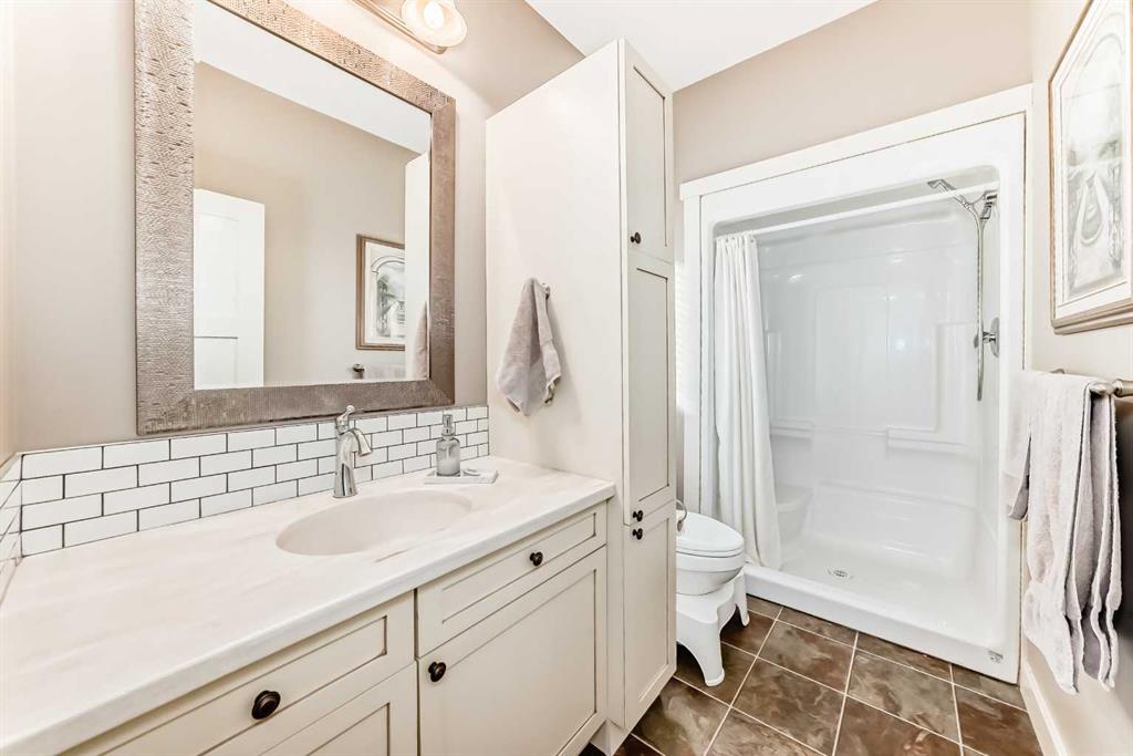 Picture for 35 Aspen Heights Way   https://www.cirrealty.ca/reb/cara/0/A2266660_19.jpg