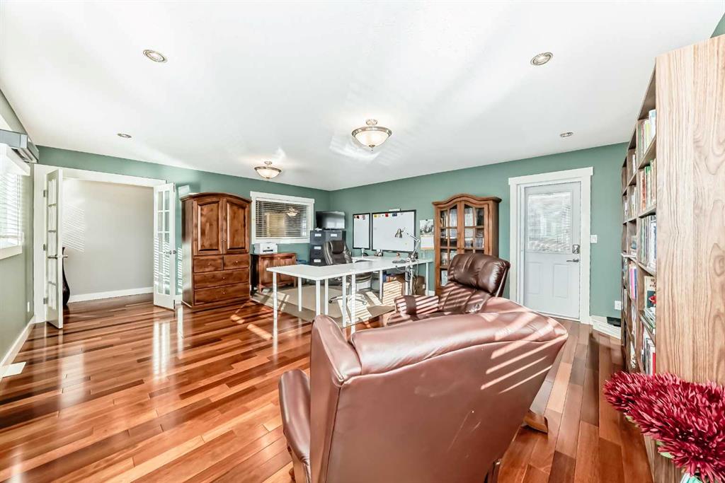 Picture for 35 Aspen Heights Way   https://www.cirrealty.ca/reb/cara/0/A2266660_22.jpg