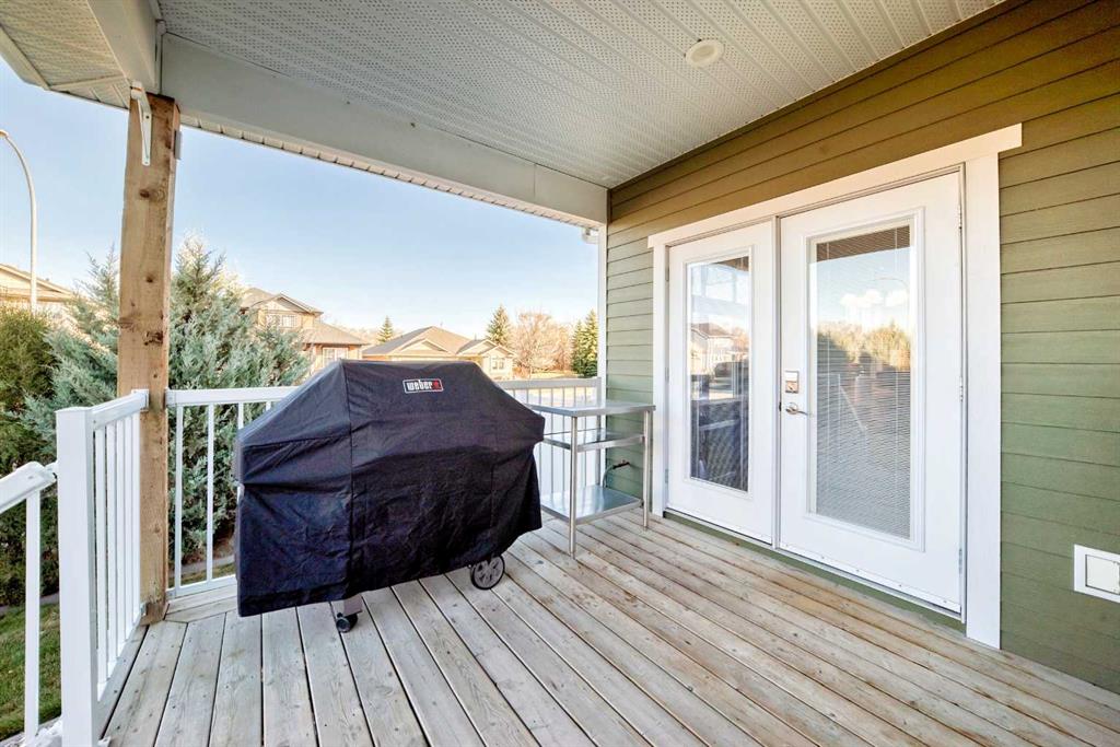 Picture for 35 Aspen Heights Way   https://www.cirrealty.ca/reb/cara/0/A2266660_43.jpg