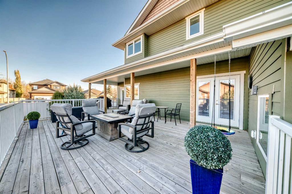 Picture for 35 Aspen Heights Way   https://www.cirrealty.ca/reb/cara/0/A2266660_45.jpg