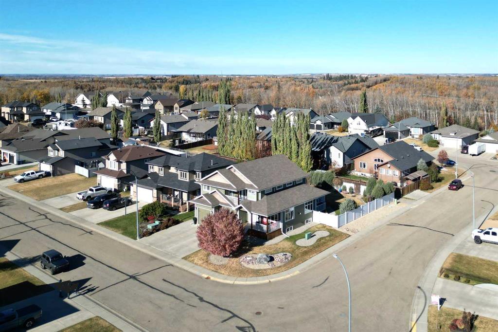 Picture for 35 Aspen Heights Way   https://www.cirrealty.ca/reb/cara/0/A2266660_46.jpg
