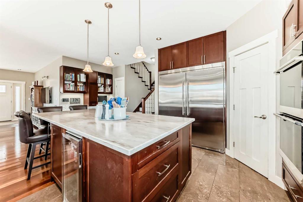 Picture for 35 Aspen Heights Way   https://www.cirrealty.ca/reb/cara/0/A2266660_8.jpg