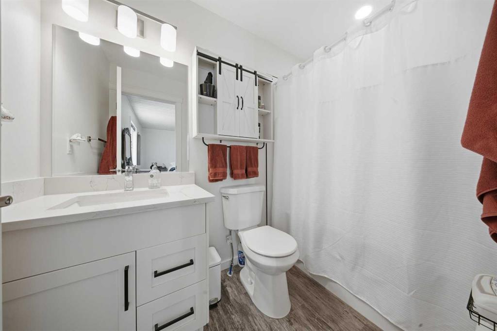 Picture for 69 Mackenzie Avenue  https://www.cirrealty.ca/reb/cara/0/A2267310_22.jpg