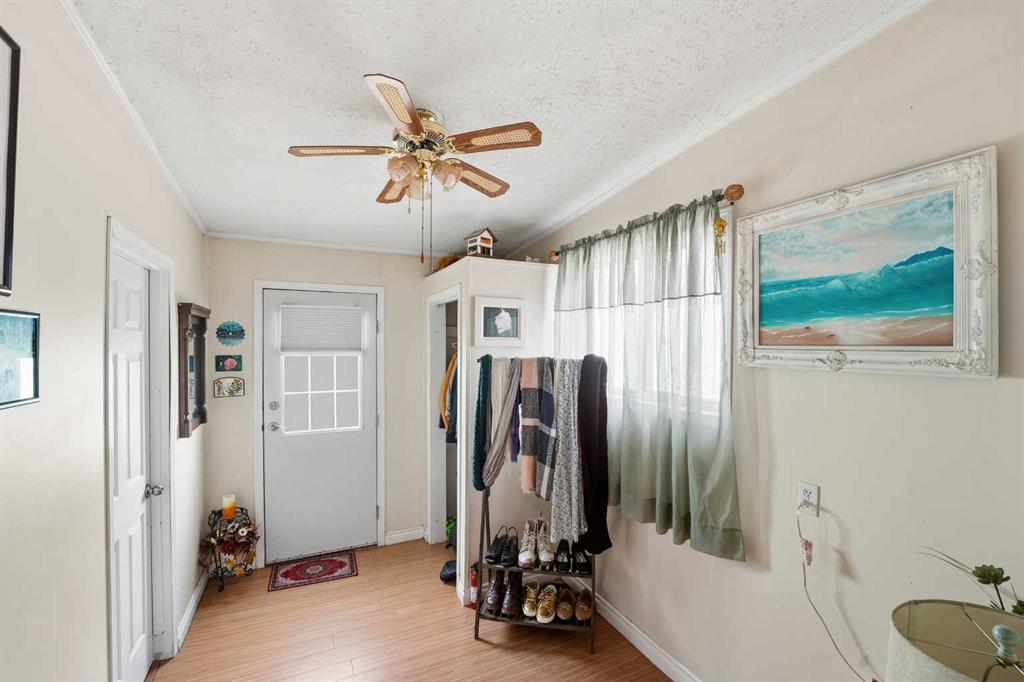 Picture for 211, 37543 England Way  