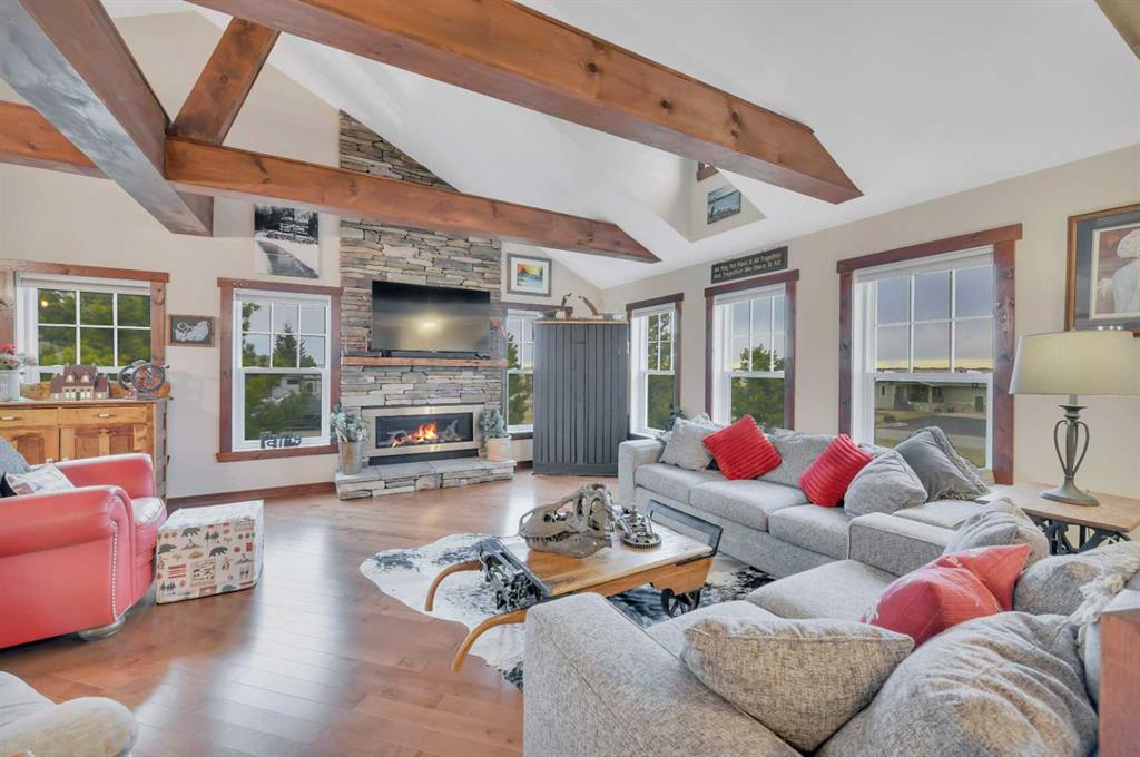 Picture for 6118 Evergreen Close 