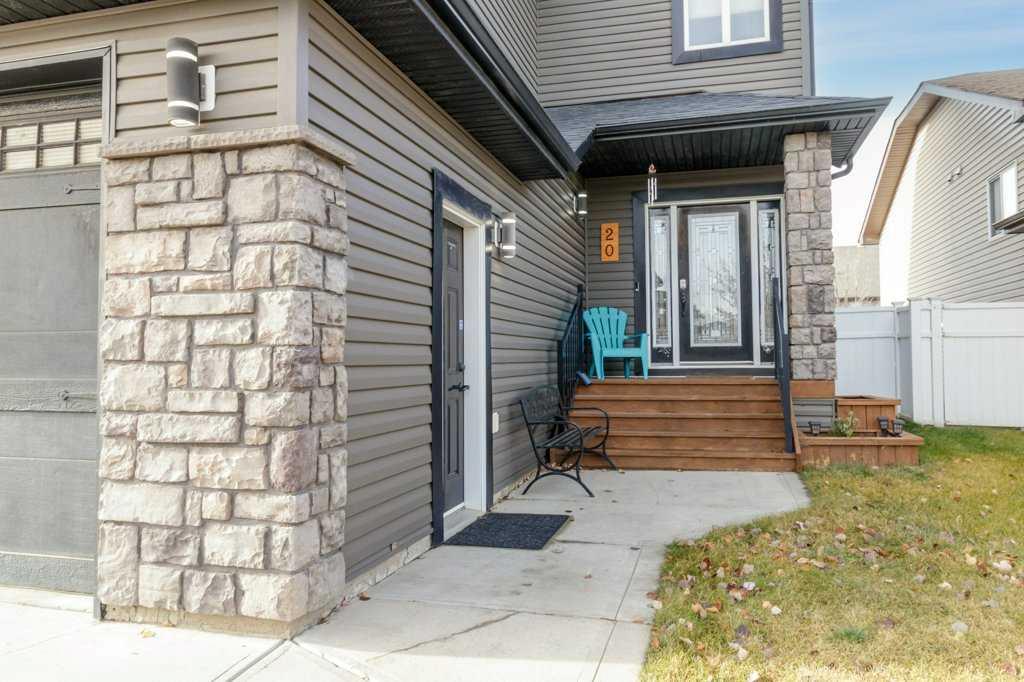 Picture for 20 Oakfield Close 