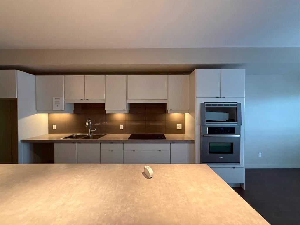 Picture for 5402, 2660 22 Street 