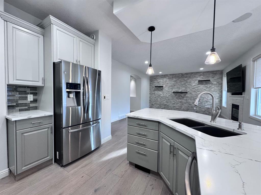 Picture for 116 Allwright Close 