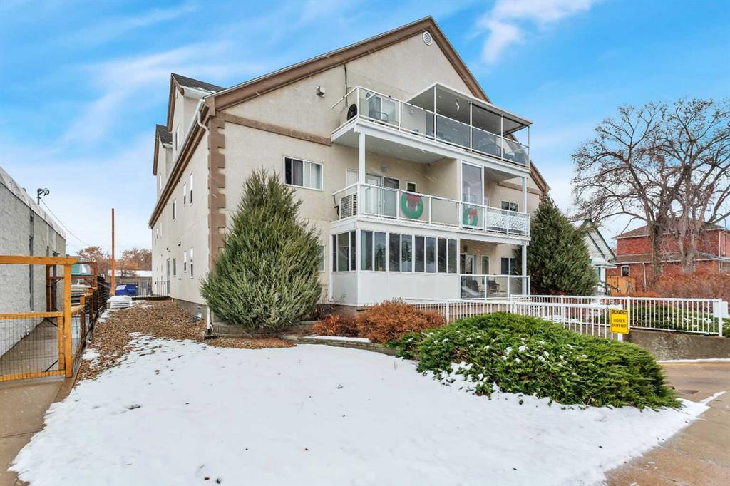 Picture for 204, 4612 50 Avenue 