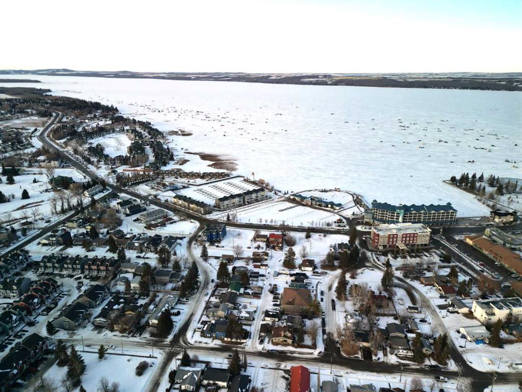 Picture for 23, 5230 Lakeshore Drive 