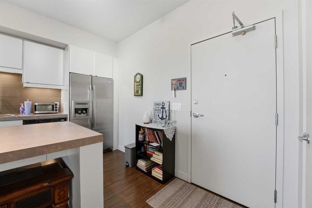 Picture for 5226, 2660 22 Street 