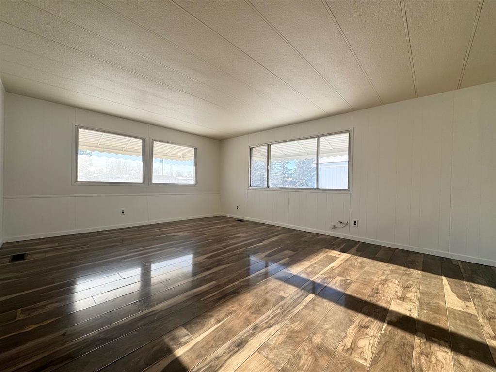 Picture for #67, 4802 54 Avenue 