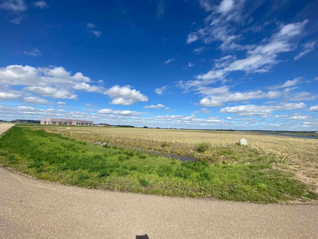 Picture for 1 431029 Range Road 261  