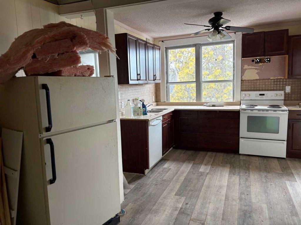 Picture for 4929 50 Avenue 