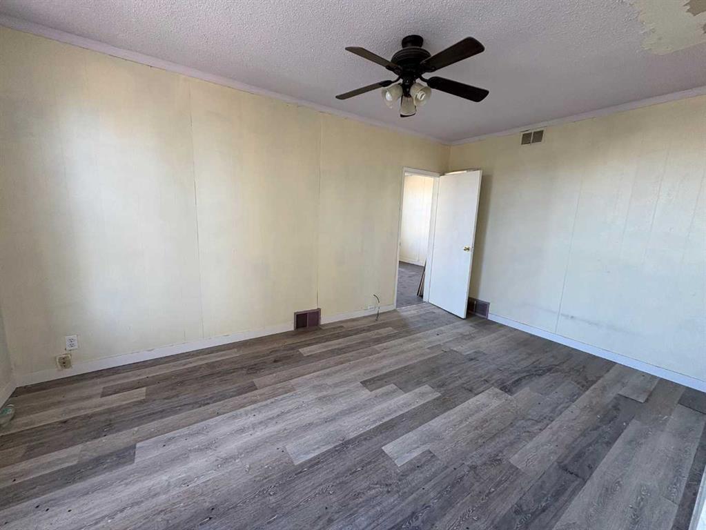 Picture for 4929 50 Avenue 