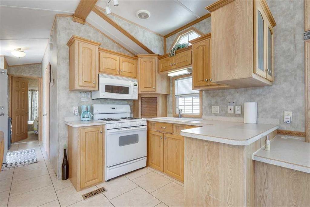 Picture for 4032, 25054 South Pine Lake Road  