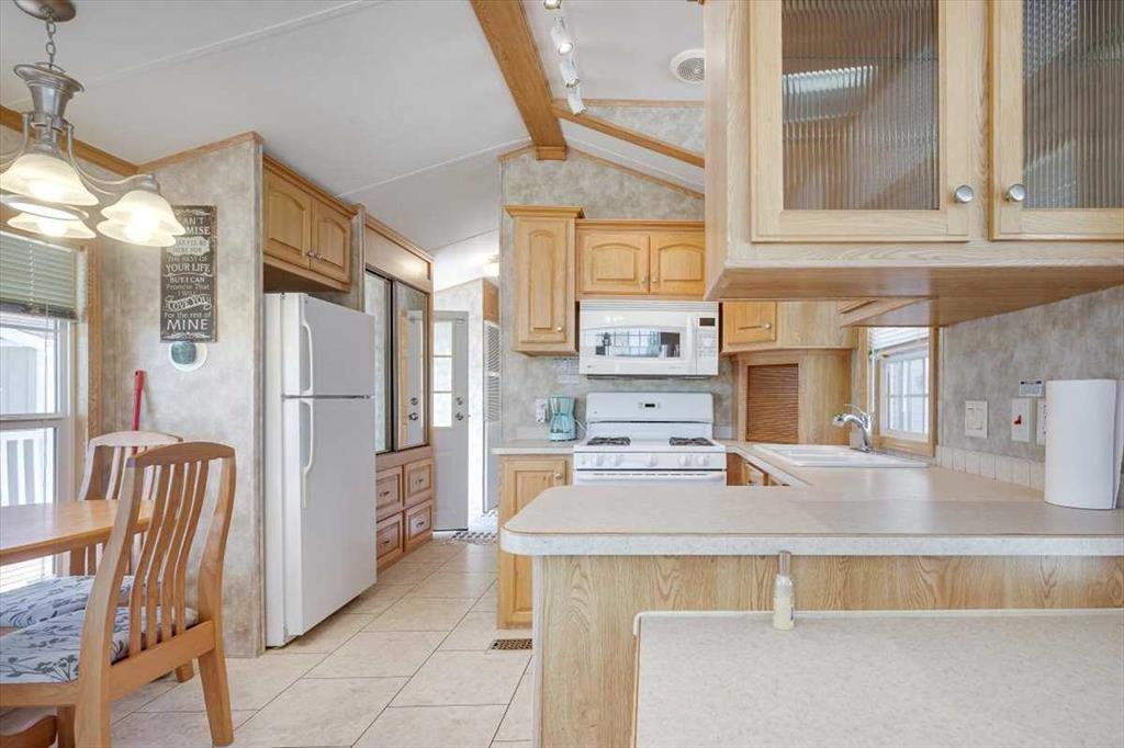 Picture for 4032, 25054 South Pine Lake Road  