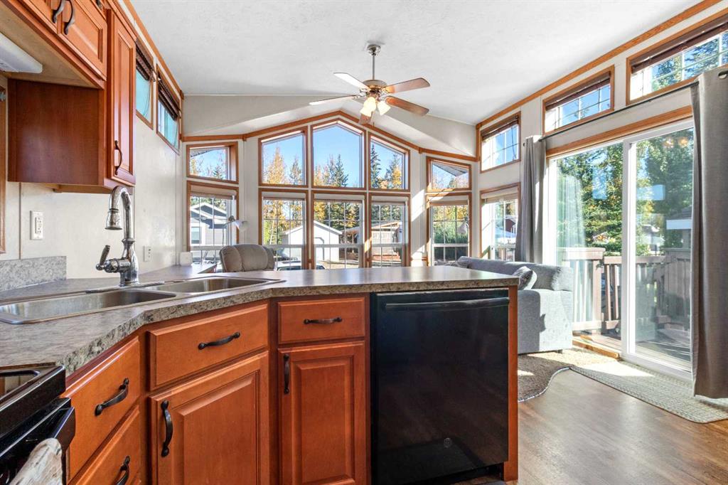 Picture for 160A, 10042 Township road 422  