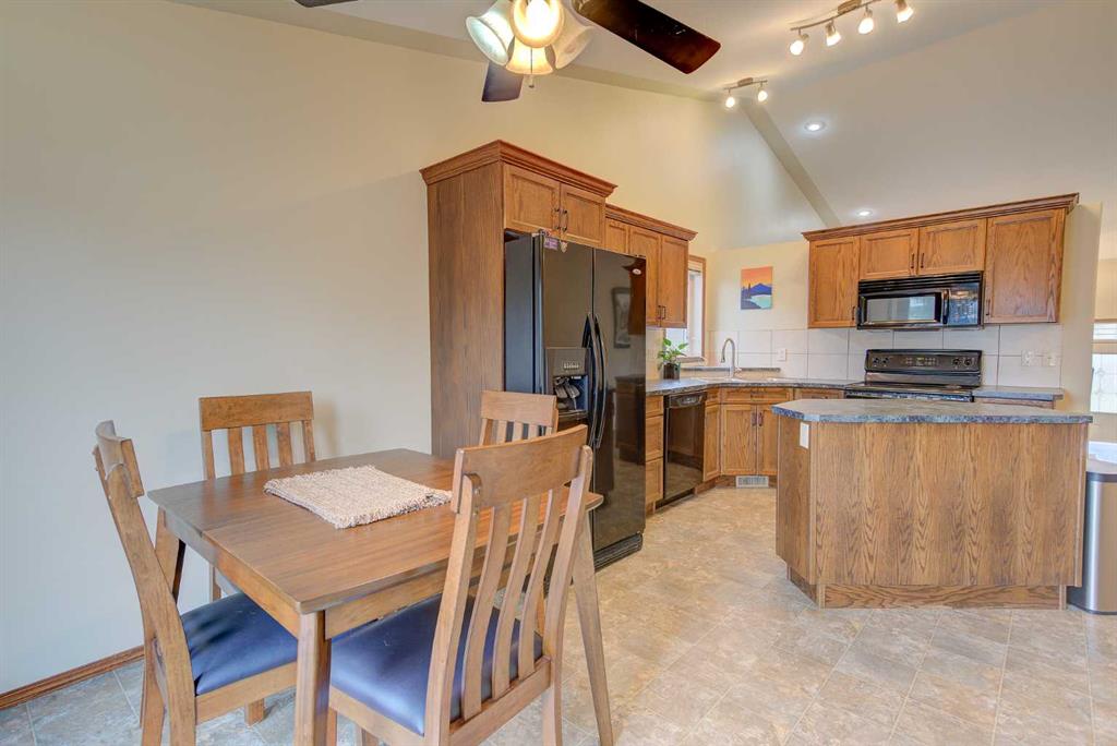 Picture for 39 Reynolds Road 