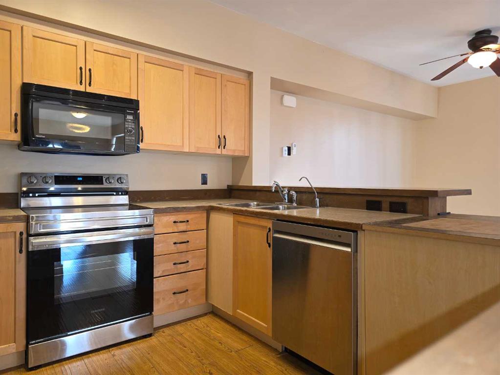 Picture for 1322C 20 Street 