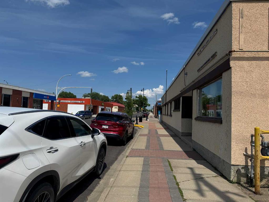 Picture for 5033 50 Avenue 