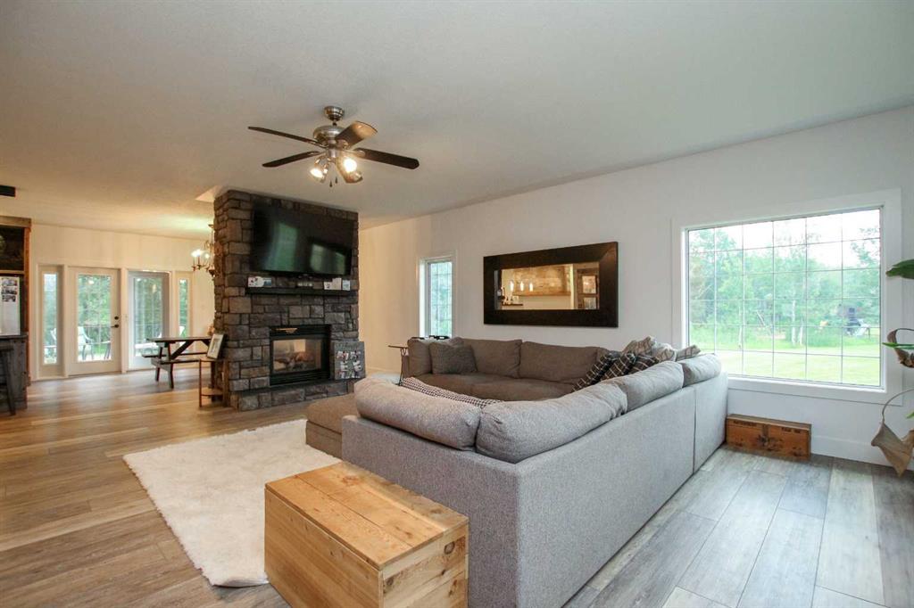 Picture for 201, 1236 Township Road 384  