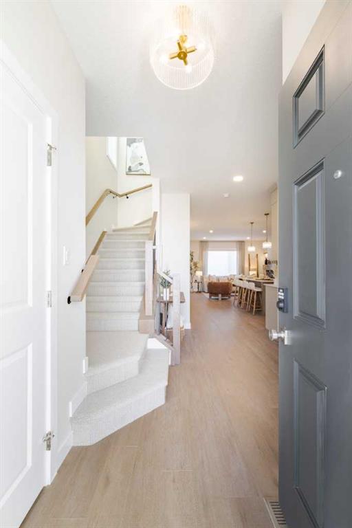 Picture for 2138 Cobblebrook Crescent SW