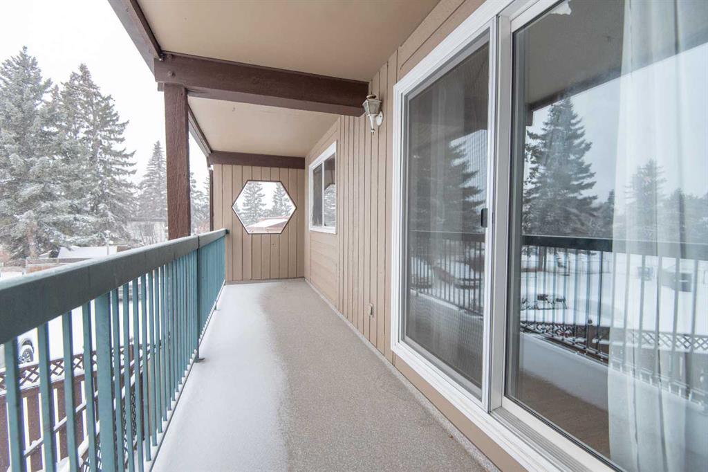 Picture for 7, 5816 65 Street 