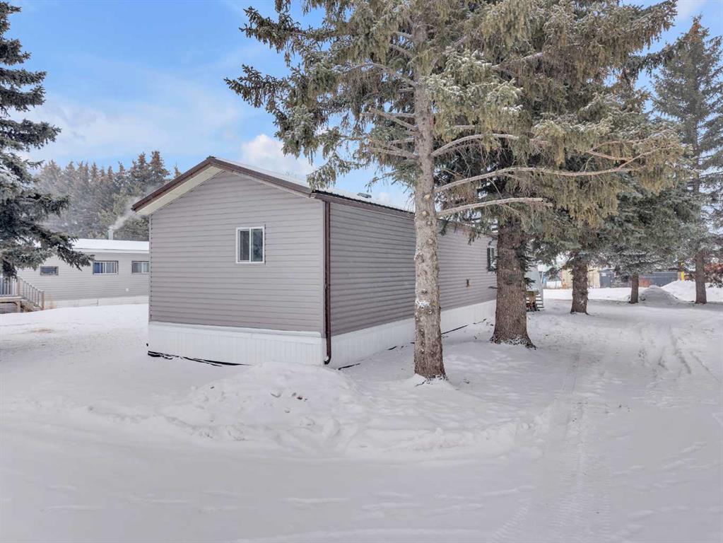 Picture for 77, 6205 54 Street 