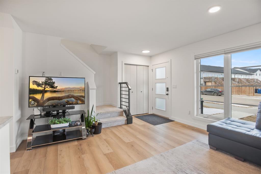 Picture for 178 Ava Crescent 