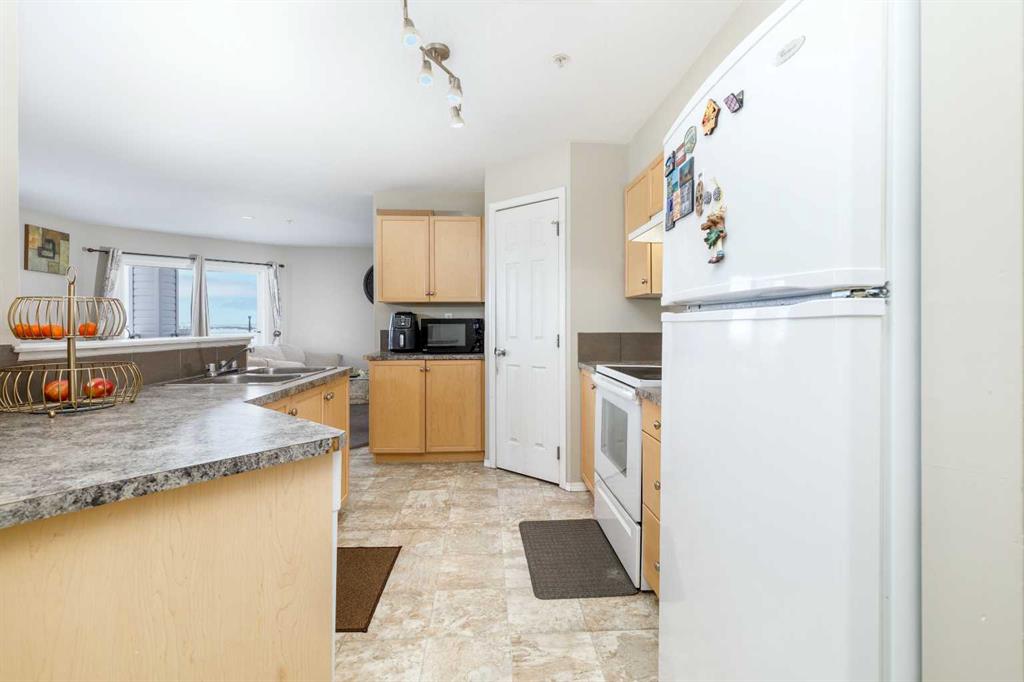 Picture for 214, 3 Broadway Rise  