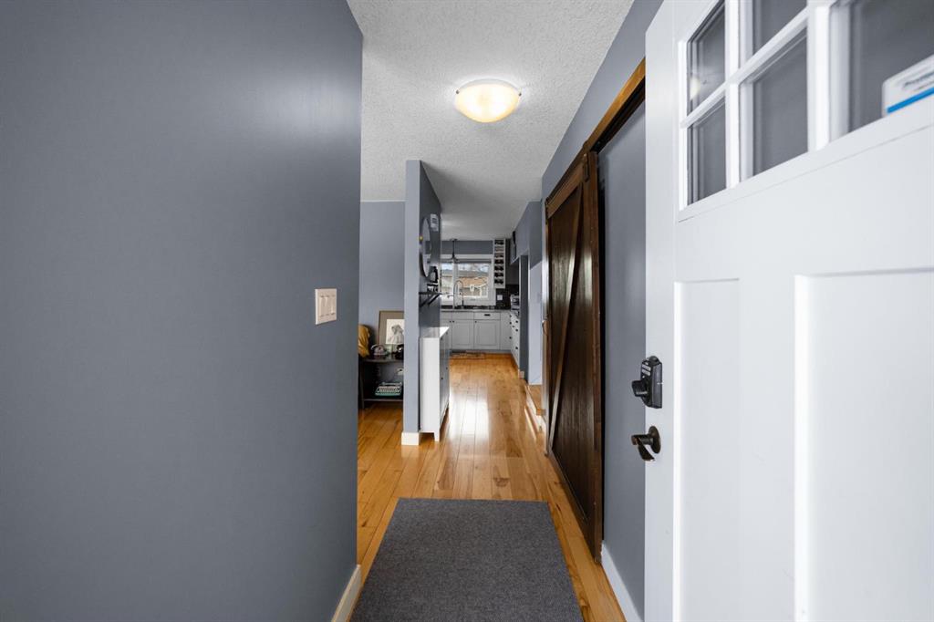 Picture for 6911 42 Avenue 