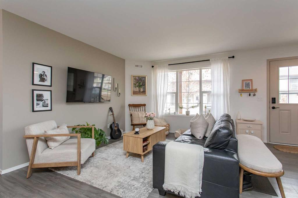 Picture for 1011, 31 Jamieson Avenue 