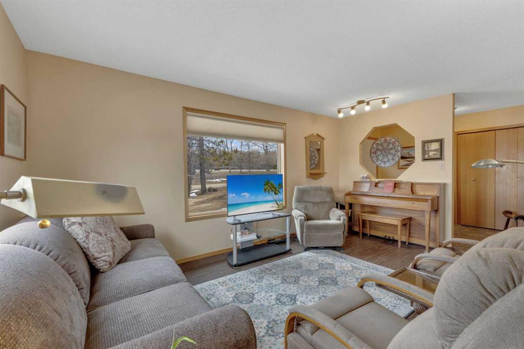 Picture for 38459 Range Road 283  