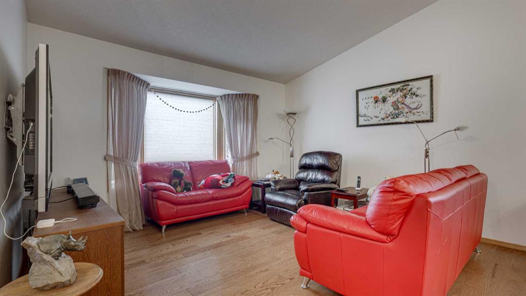 Picture for 5019 60 Street Close 