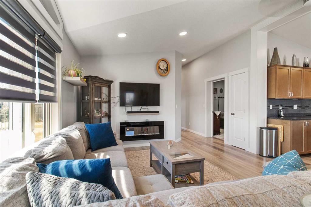 Picture for 93, 41019 range road 11  