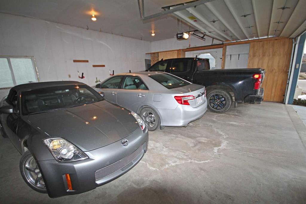 Picture for 25 Willow Springs Crescent 