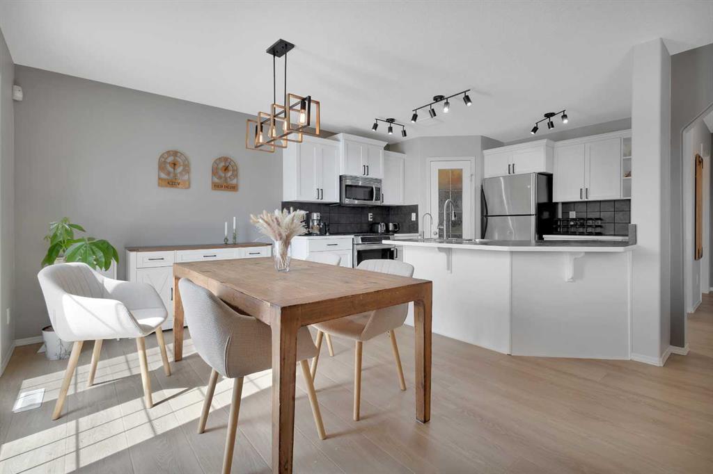 Picture for 19 Oxley Close 