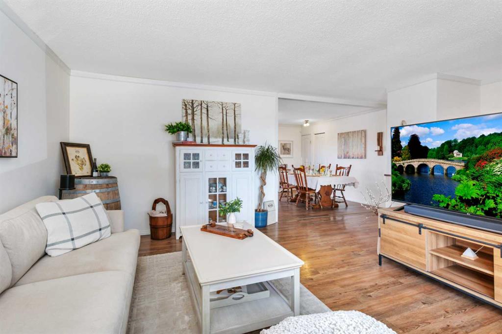 Picture for 11 Pearson Crescent 