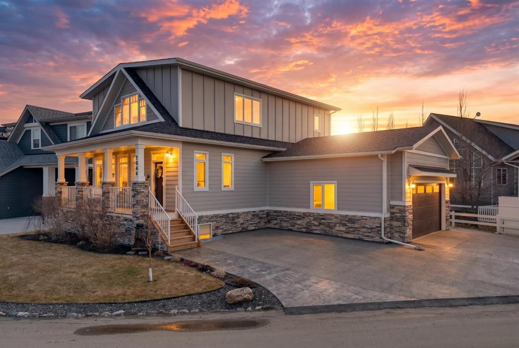 Picture for 7064, 35468 Range Road 30  