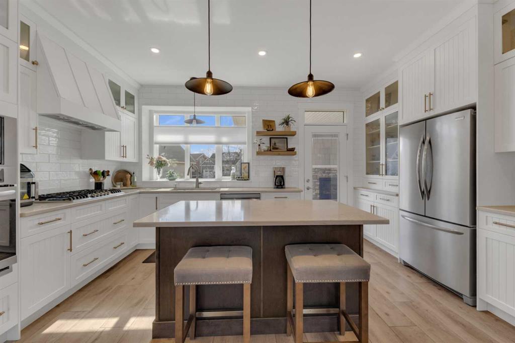 Picture for 7064, 35468 Range Road 30  