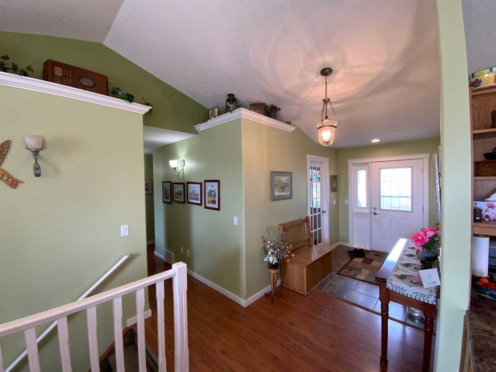 Picture for 238 Centre Street S